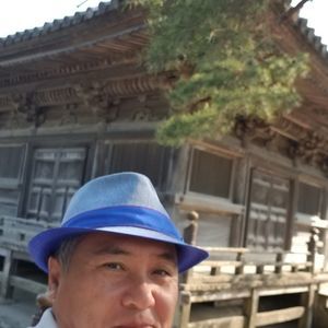 Meet your Posher, Henry